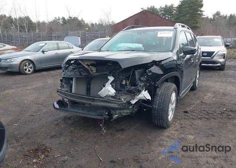 2021 Subaru Ascent z USA, uszkodzony, nr VIN 4S4WMAAD2M3445751